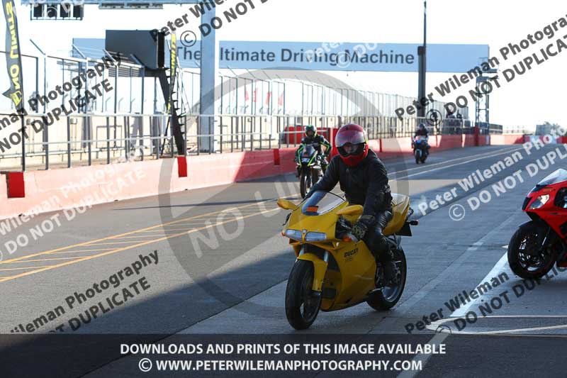 donington no limits trackday;donington park photographs;donington trackday photographs;no limits trackdays;peter wileman photography;trackday digital images;trackday photos